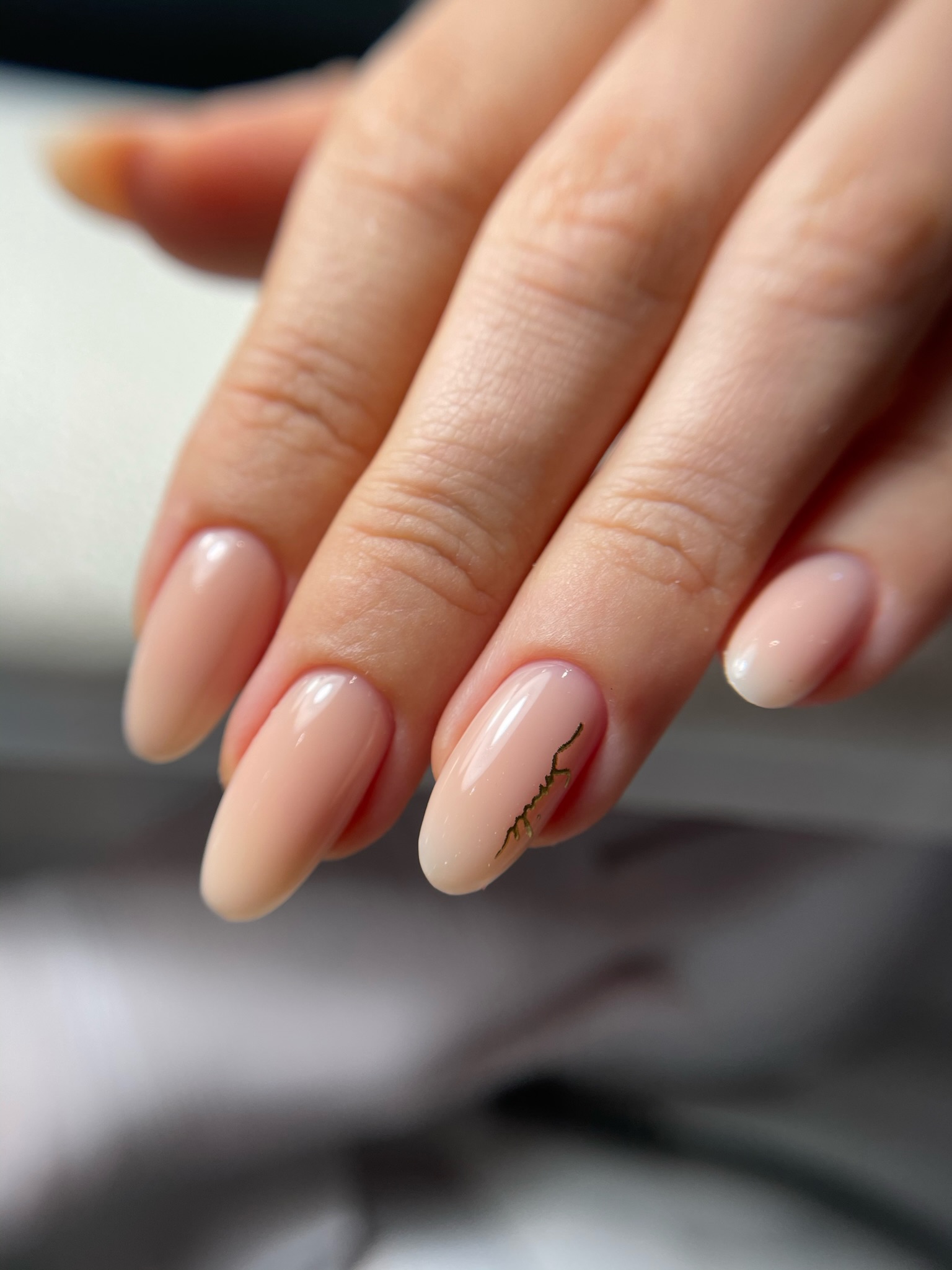 Signature gel manicure application