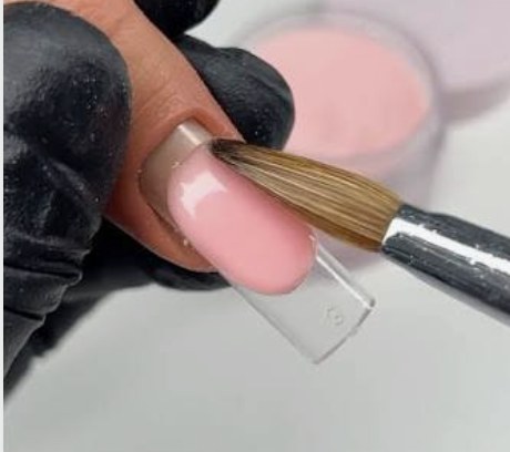 Hard gel application over a nail form