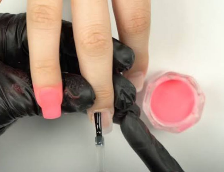 SNS dip powder application